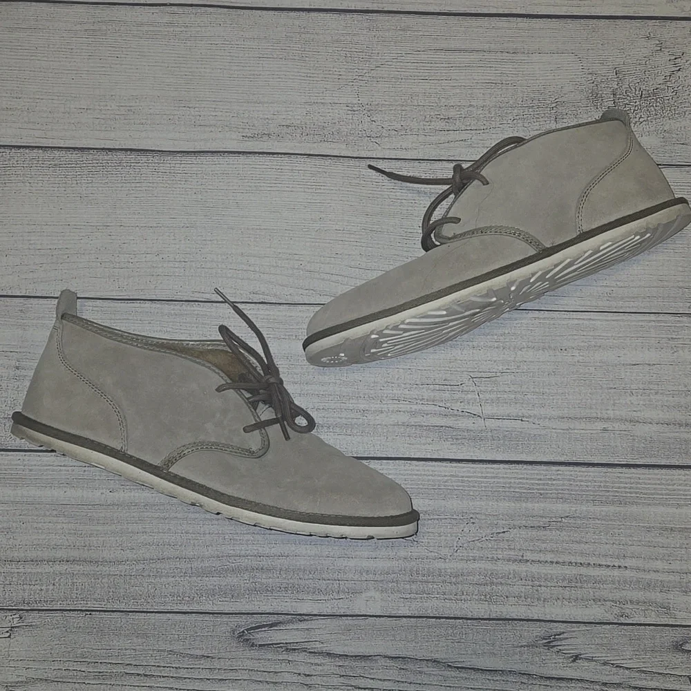 Ugg Men's Maksim Chukka Boots Gray Size 10